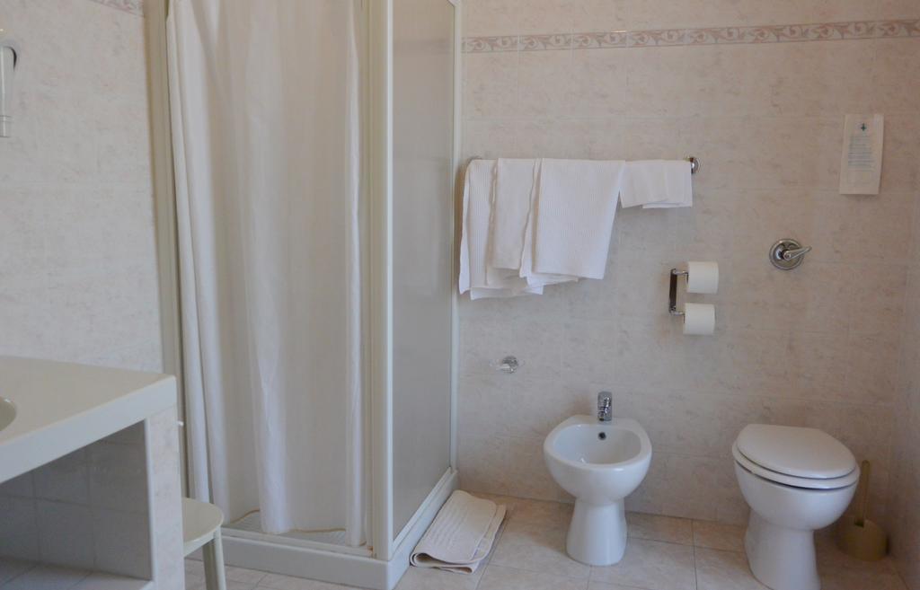 Dipendenza Aurora Apartment Pavia Exterior photo